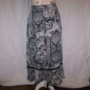 NWOT Sag Harbor Skirt Lined Crochet Trim Floral